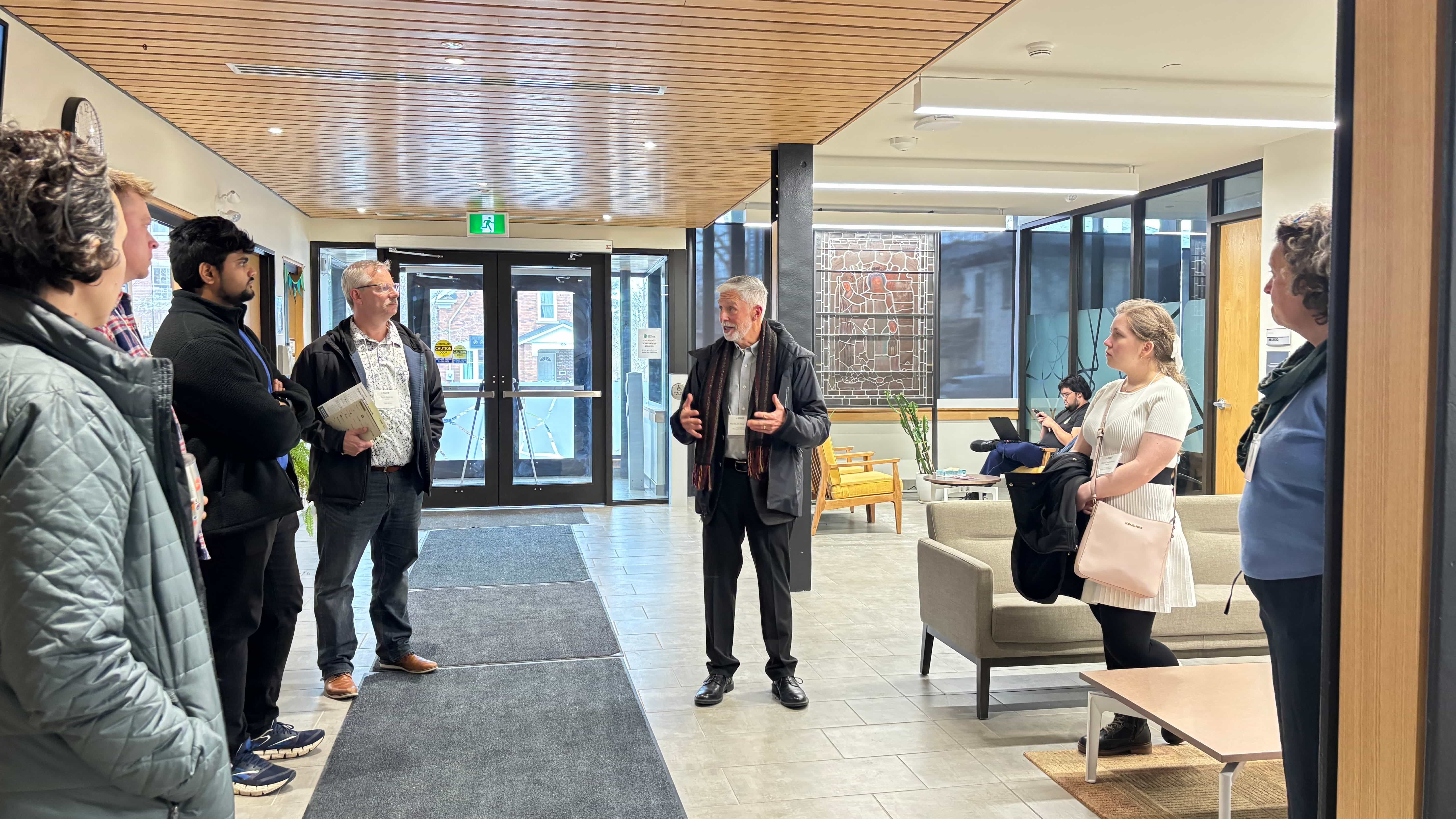 (fr) Martin Luther Building Tour 25 11 54931043886 A8012cfa46 O (1)